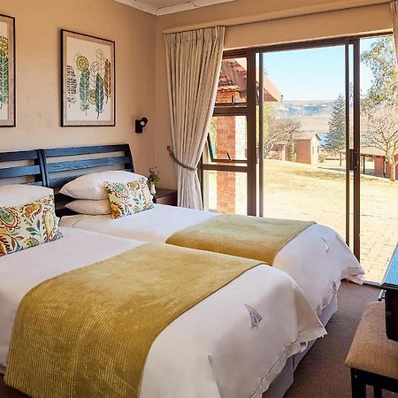 First Group Qwantani Hotel Harrismith Exterior foto