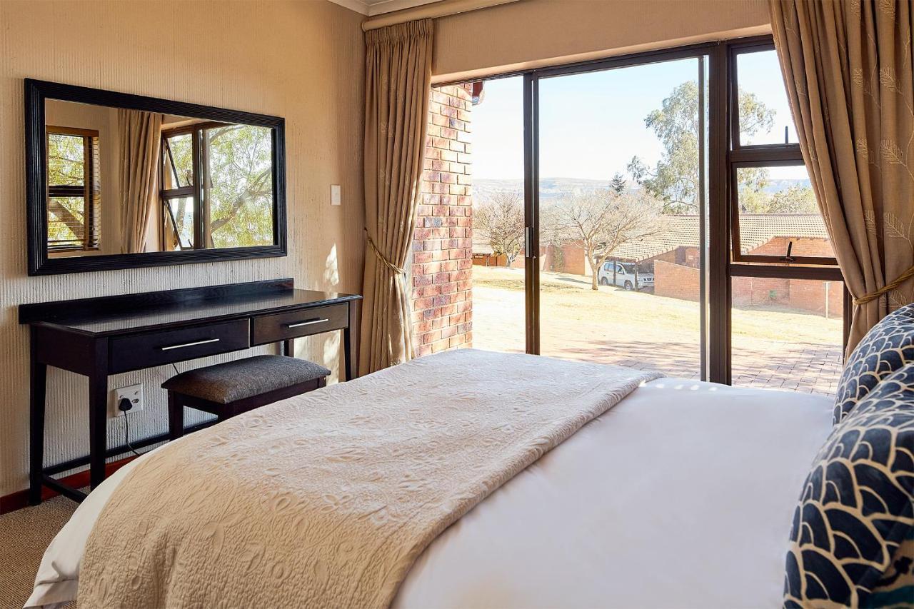 First Group Qwantani Hotel Harrismith Exterior foto