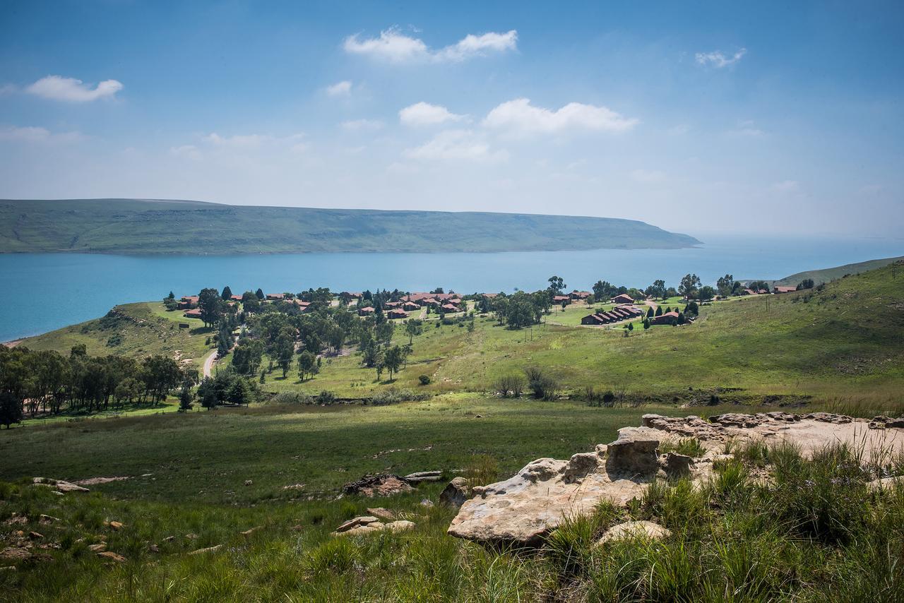 First Group Qwantani Hotel Harrismith Exterior foto