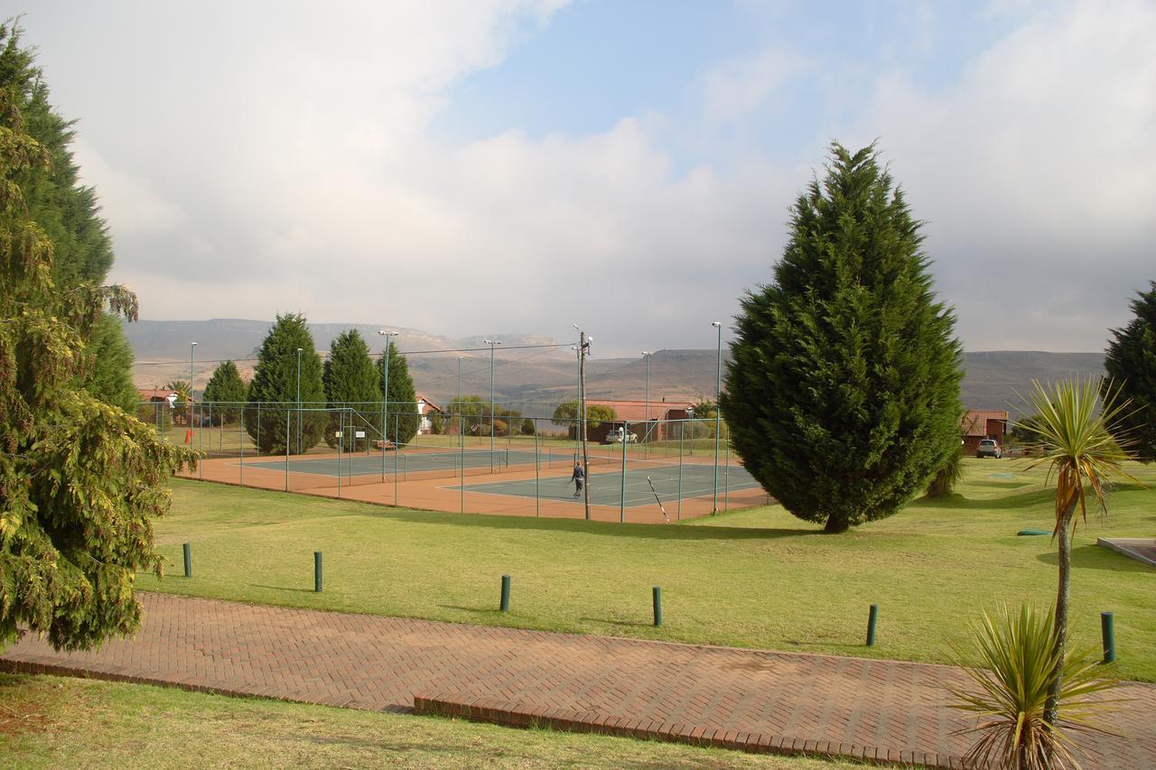 First Group Qwantani Hotel Harrismith Exterior foto